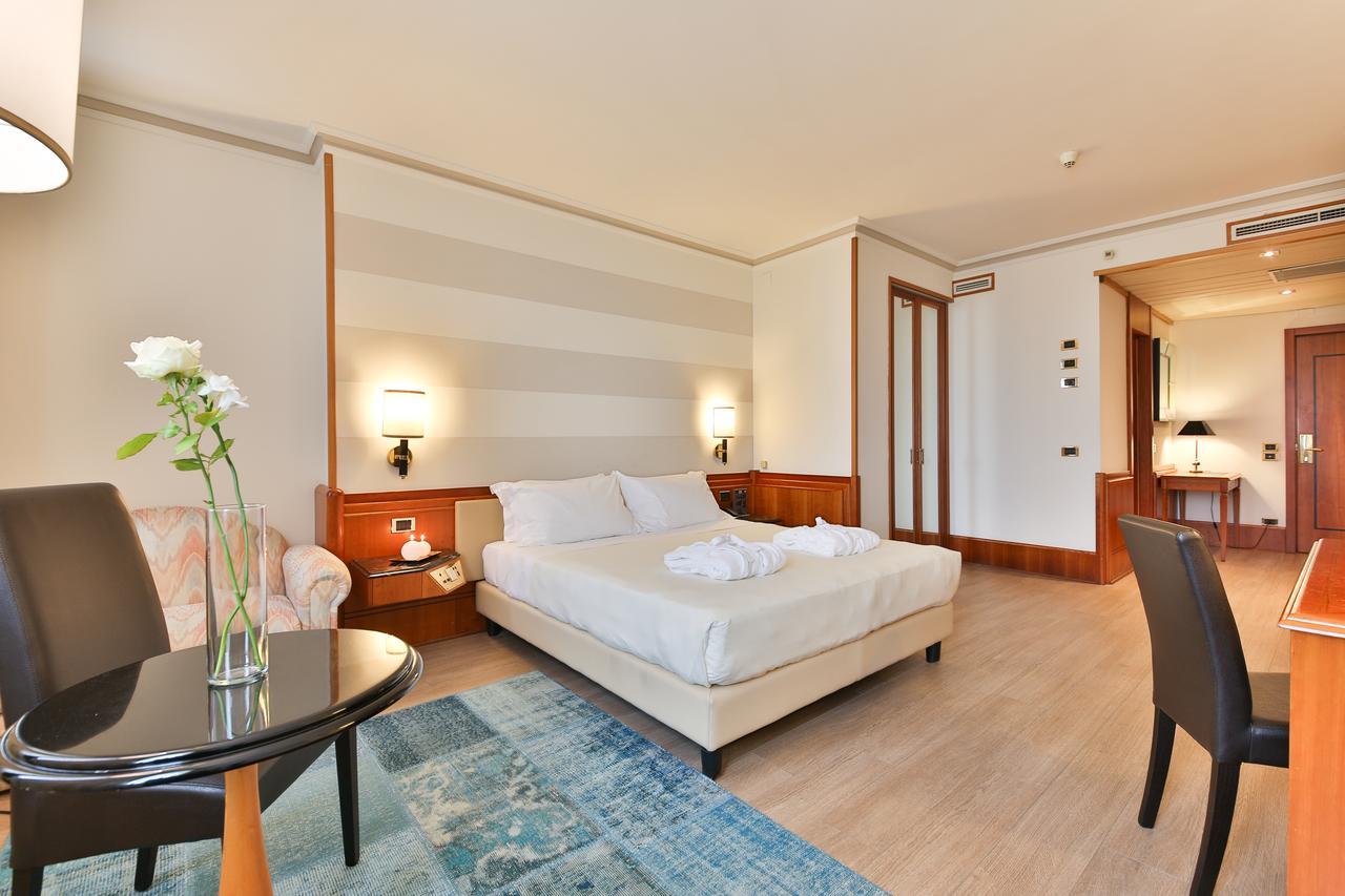 Quarto Duplo Deluxe