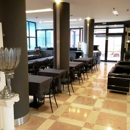 Hotel Martini-2